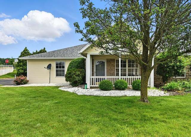 Property at 727 Villa Dr, Ontario, OH 44906, 2 beds, 2 baths