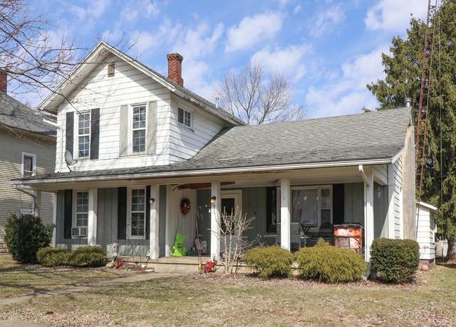 Property at 318 Pearl St, Willard, OH 44890, 3 beds, 2 baths