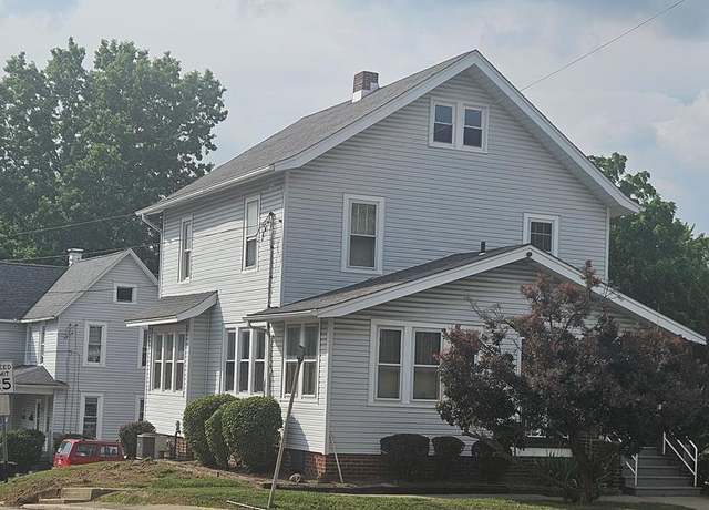 Property at 172 -172 1/2 Lexington Ave, Mansfield, OH 44907, 3 beds, 2 baths
