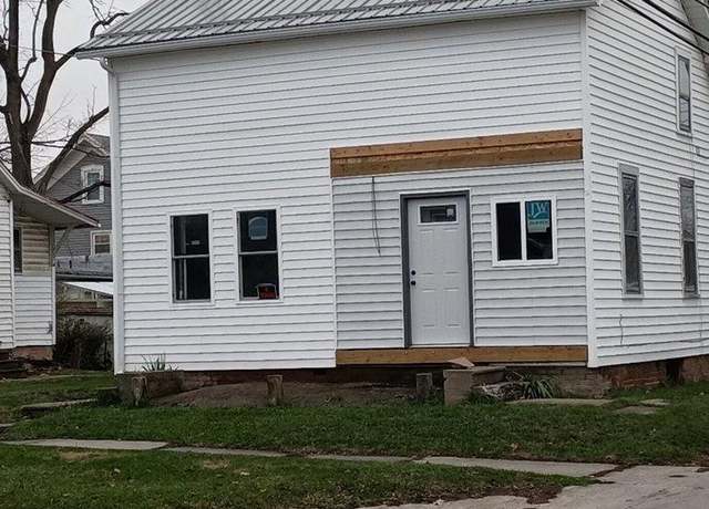 Property at 220 W Charles St, Bucyrus, OH 44820, 4 beds, 1.5 baths