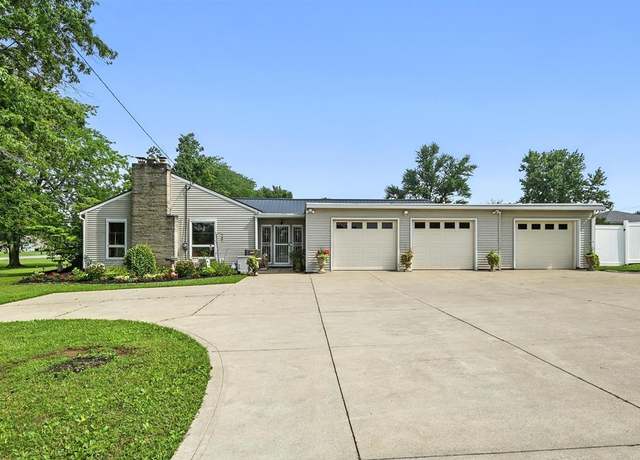 Property at 1405 Fairview Rd, Galion, OH 44833, 4 beds, 4 baths