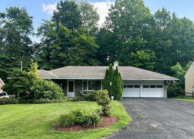 Property at 139 Winwood Dr, Mansfield, OH 44907, 3 beds, 2 baths