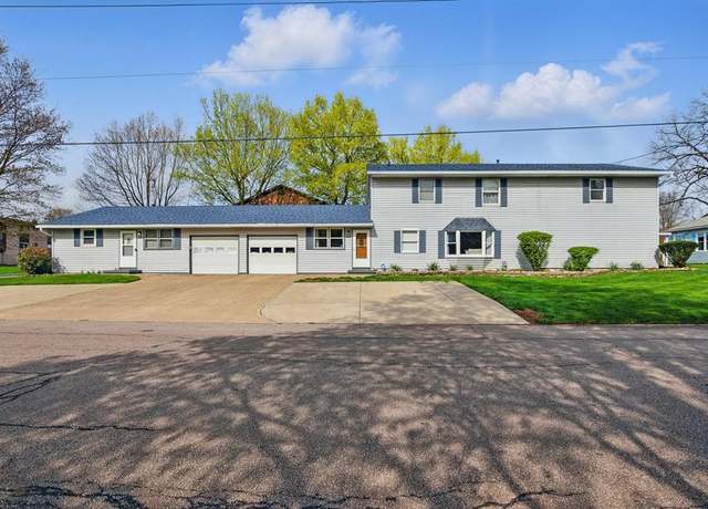 Property at 514 -516 Davidson St, Mansfield, OH 44907, 5 beds, 3.5 baths