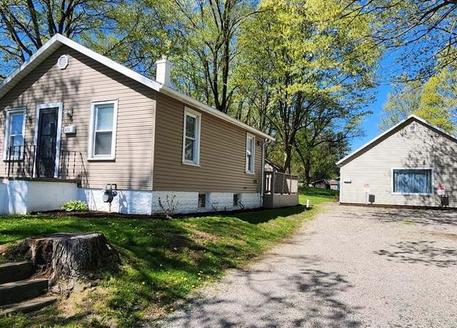 Property at 830 Woodville Rd, Mansfield, OH 44903, 3 beds, 2 baths