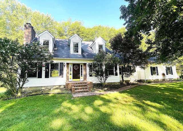 Property at 1235 Westwood Dr, Mount Vernon, OH 43050, 4 beds, 4 baths