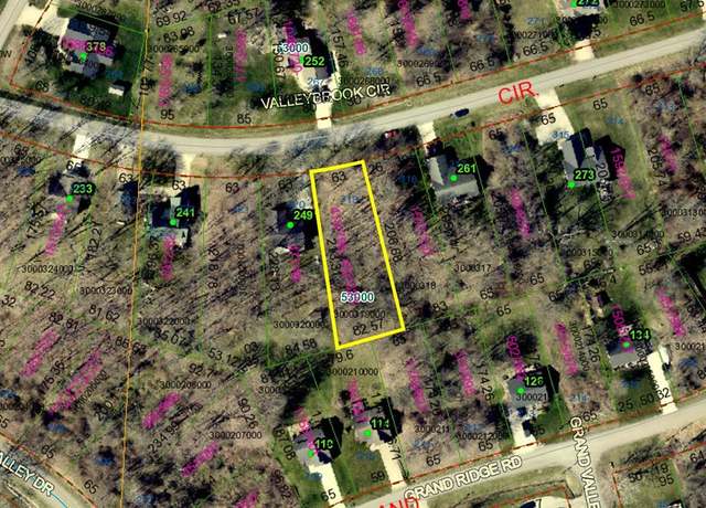 Property at 253 Valleybrook Cir, Howard, OH 43028