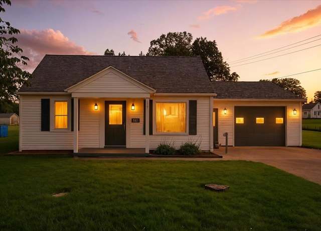 Property at 359 Vernon Rd, Mansfield, OH 44905, 3 beds, 2 baths