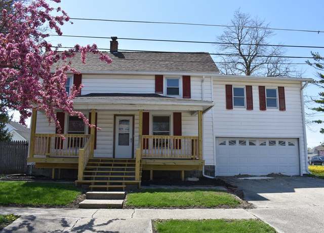 Property at 305 Rauth St, Wapakoneta, OH 45895