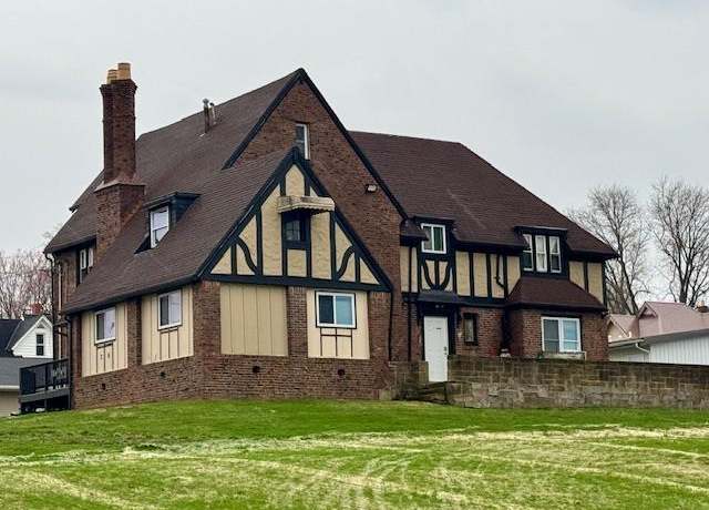 Property at 38 Baldwin Ave, Mansfield, OH 44906, 6 beds, 8 baths