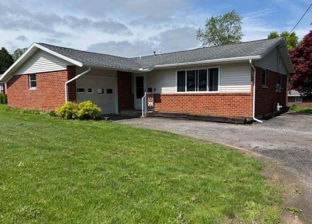 Property at 212 W Main St, Mansfield, OH 44904, 3 beds, 1 bath