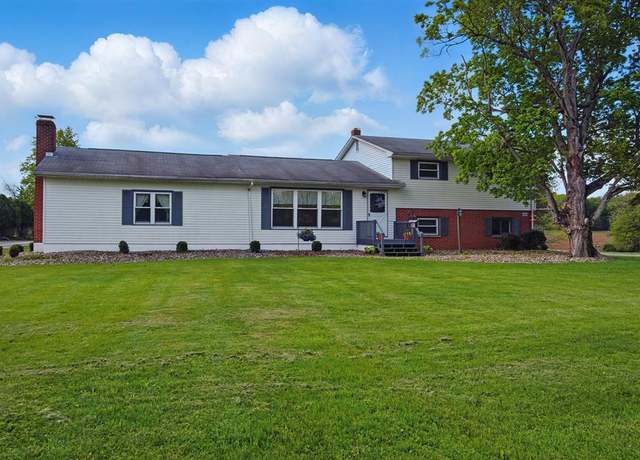 Property at 4885 Stetzer Rd, Bucyrus, OH 44820, 5 beds, 1.5 baths