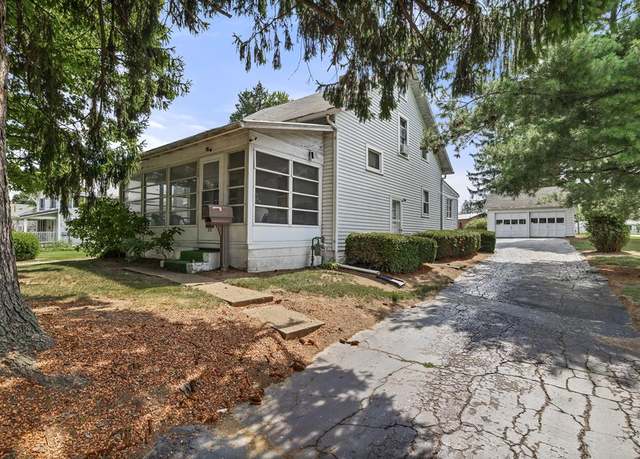 Property at 215 Delaware St, Lexington, OH 44904, 2 beds, 1 bath