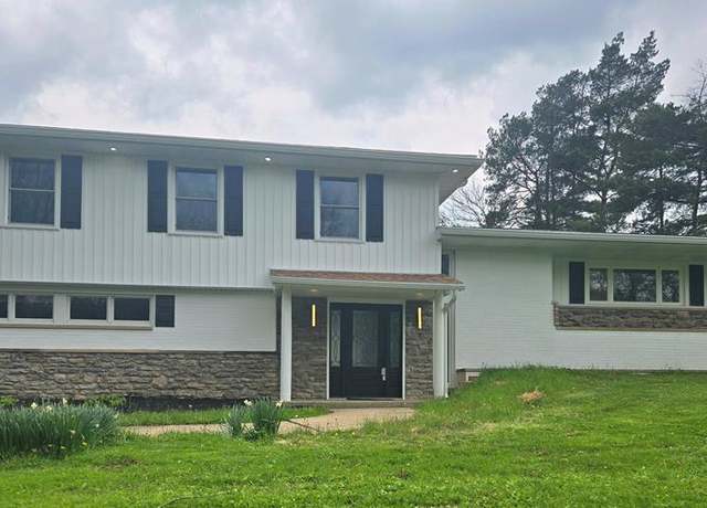 Property at 1894 Lexington Ave, Mansfield, OH 44904, 3 beds, 3 baths
