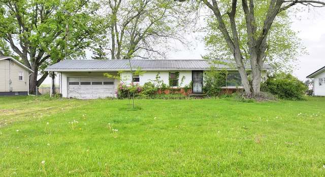 Photo of 1098 Crestview Dr, Crestline, OH 44827