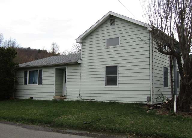 Property at 271 Canada Rd, Covington, PA 16917, 3 beds, 2 baths