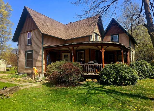 Property at 244 James Monroe Ave, Monroeton, PA 18832, 5 beds, 2 baths