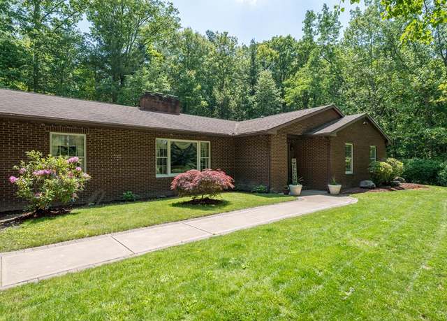 Property at 105 Laurel Ln, Sayre, PA 18840, 4 beds, 3 baths