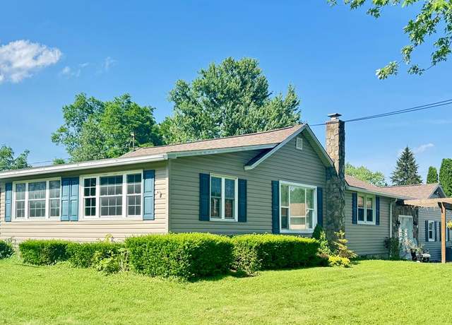 Property at 106 Magnolia St, Athens, PA 18810, 3 beds, 2 baths