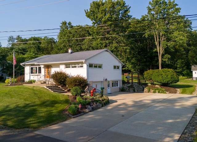 Property at 1112 Pennsylvania Ave, Sayre, PA 18840, 3 beds, 2 baths