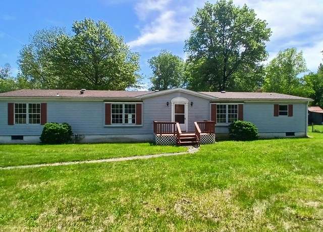 Property at 27 Smith St, Tioga, PA 16946, 3 beds, 2 baths