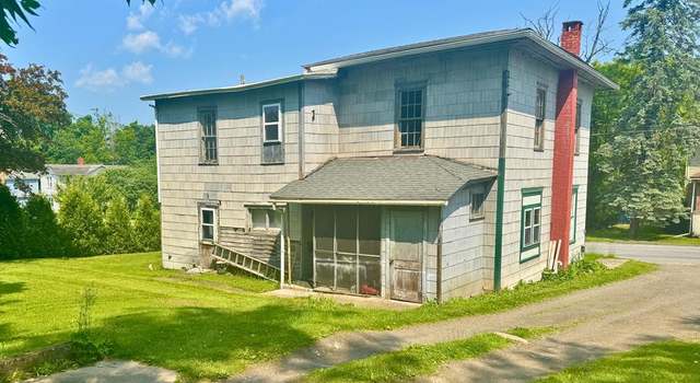 Photo of 90 Sherwood St, Mansfield, PA 16933