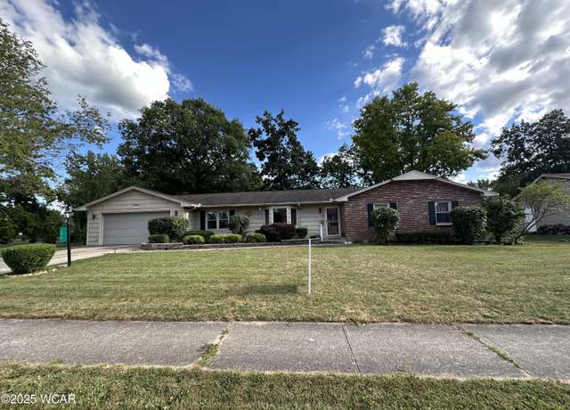 Property at 136 Valley Way, Lima, OH 45804, 3 beds, 2.5 baths