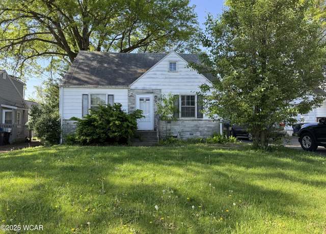 Property at 639 Cortlandt Ave, Lima, OH 45801, 5 beds, 2 baths