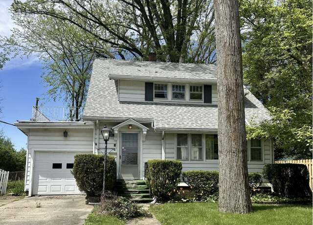 Property at 120 S Woodlawn Ave, Lima, OH 45805, 3 beds, 1.5 baths
