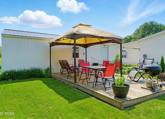 Property at 612 Lakeridge Dr, Lima, OH 45804, 3 beds, 2 baths