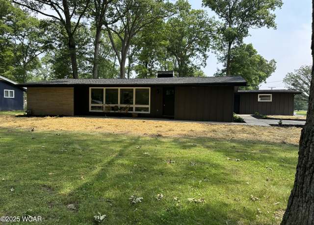 Property at 1271 Forest Dr, Lima, OH 45805, 3 beds, 2.5 baths