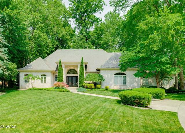 Property at 450 Snow Trail Dr, Findlay, OH 45840, 3 beds, 3 baths
