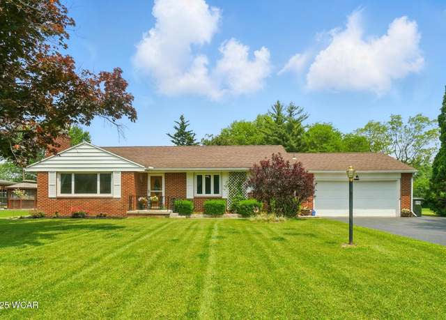 Property at 2050 Rosewood Ln, Lima, OH 45806, 3 beds, 1.5 baths