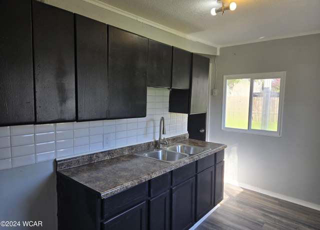 Property at 510 Cortlandt Ave, Lima, OH 45801, 2 beds, 1 bath