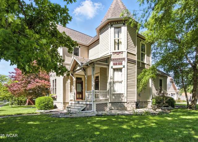 Property at 302 N Market St, Van Wert, OH 45891, 3 beds, 2.5 baths