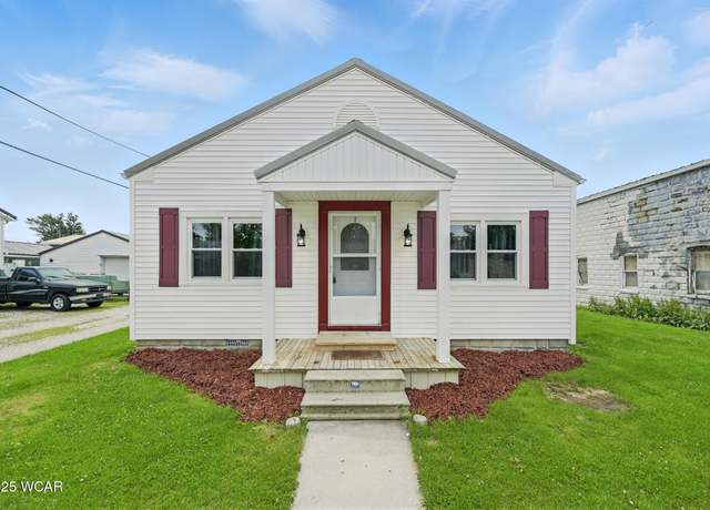 Property at 103 E Harmon St, Oakwood, OH 45873, 2 beds, 1 bath