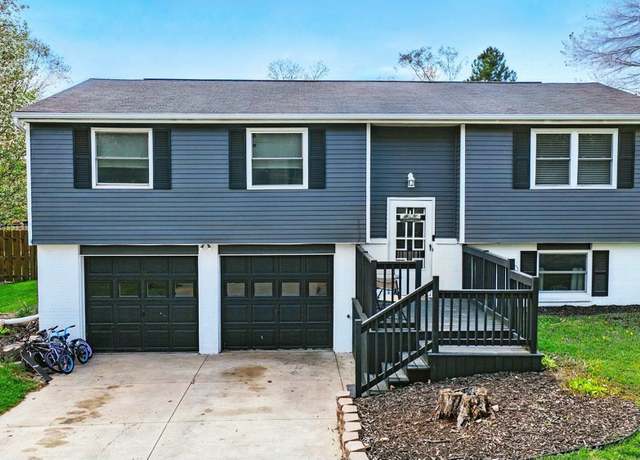 Property at 1460 Loch Loman Way, Lima, OH 45805, 3 beds, 2.5 baths