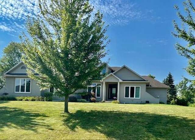 Property at 4729 Abnaki Trail Trl, Lima, OH 45805, 3 beds, 2.5 baths