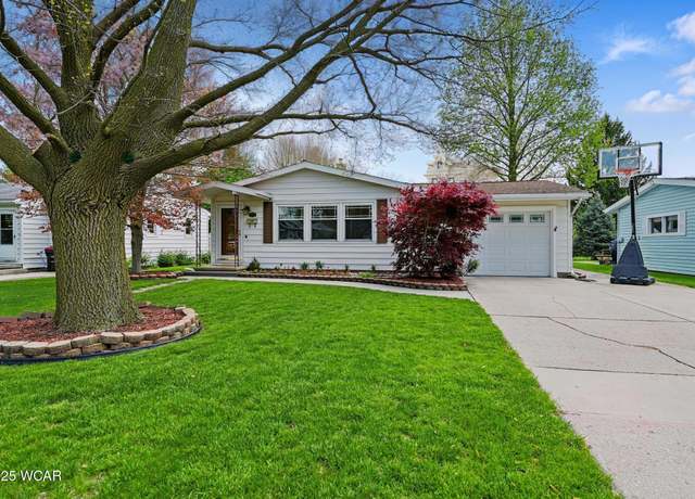 Property at 216 N Rauthland Ave, Wapakoneta, OH 45895, 3 beds, 2 baths