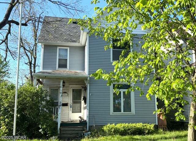 Property at 1027 W Elm St, Lima, OH 45805, 4 beds, 1.5 baths