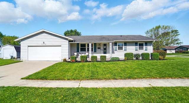 Photo of 819 N Blackhoof St, Wapakoneta, OH 45895