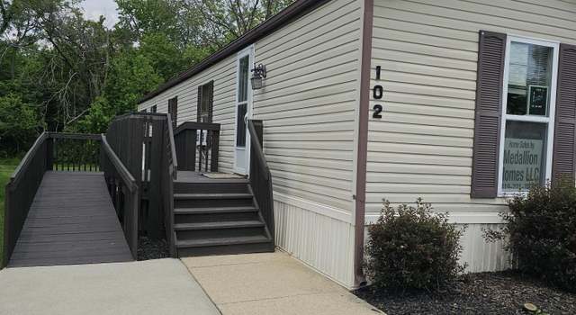 Photo of 102 Deercreek Cir, Lima, OH 45804