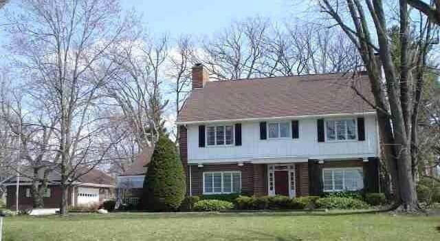 Photo of 655 S S Main St, Bluffton, OH 45817