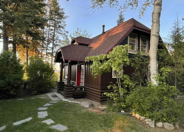 Property at 29 Sleeps Cabin Ln, Sagle, ID 83860, 2 beds, 1 bath