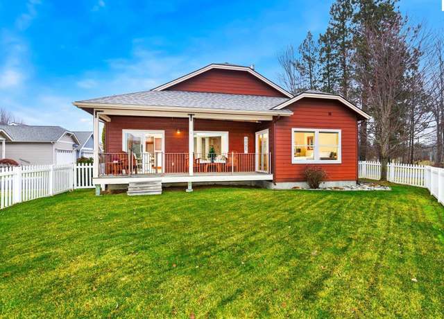 Property at 426 Becker Ln, Dover, ID 83825, 3 beds, 2 baths