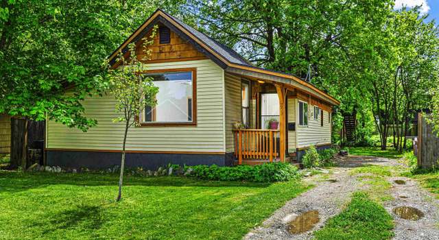 Photo of 913 Cedar St, Sandpoint, ID 83864