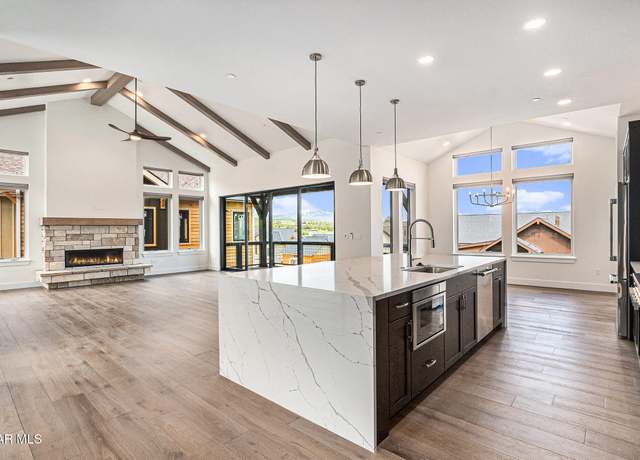 Property at 35 Sunny Ridge Ln, Winter Park, CO 80482, 3 beds, 4 baths