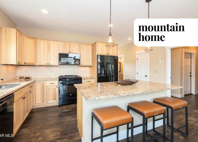 Property at 20 Brookside Trl, Fraser, CO 80442, 2 beds, 2.5 baths