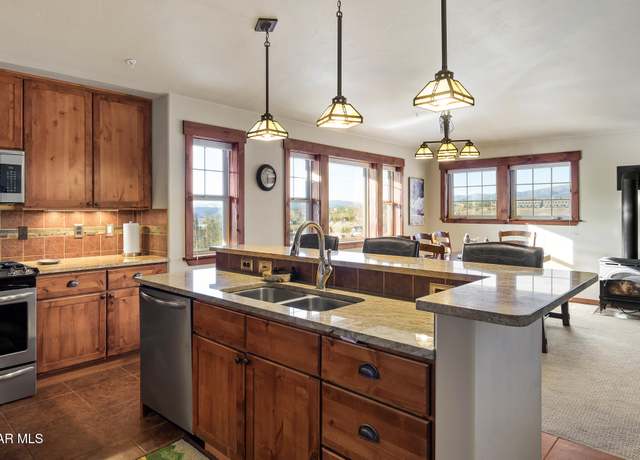 Property at 202 Cozens Pointe Cir Unit H-303, Fraser, CO 80442, 2 beds, 2 baths