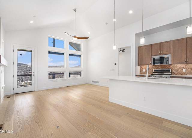 Property at 26 Sunny Ridge Ln, Winter Park, CO 80482, 3 beds, 4 baths