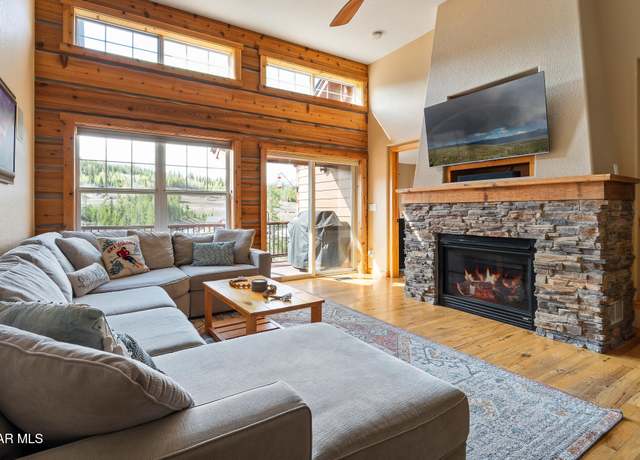 Property at 220 Reunion Ct, Fraser, CO 80442, 3 beds, 3 baths